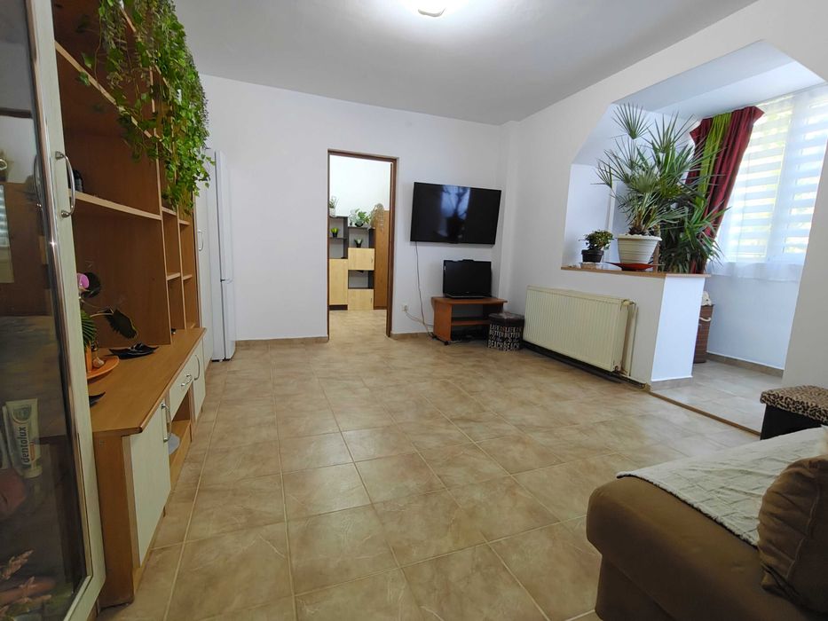 Apartament 2 camere  Colegiu National "Andrei Saguna"