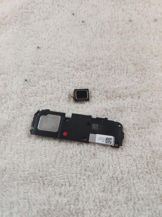 Продавам части за Xiaomi mi10t pro