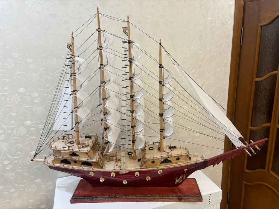 Продам корабль ручной работы.