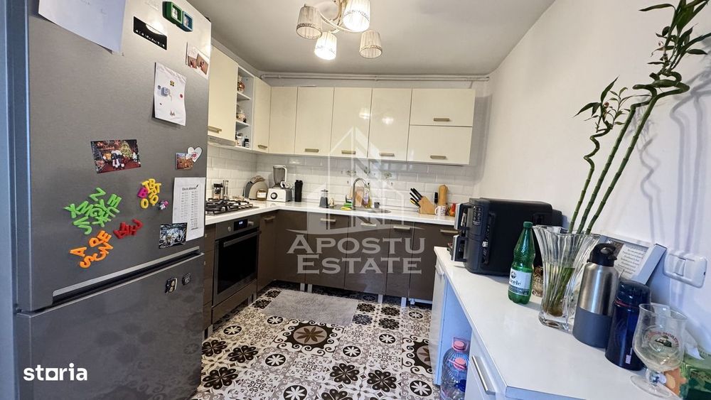 Apartament 3 camere semidecomandat , Zona Steaua