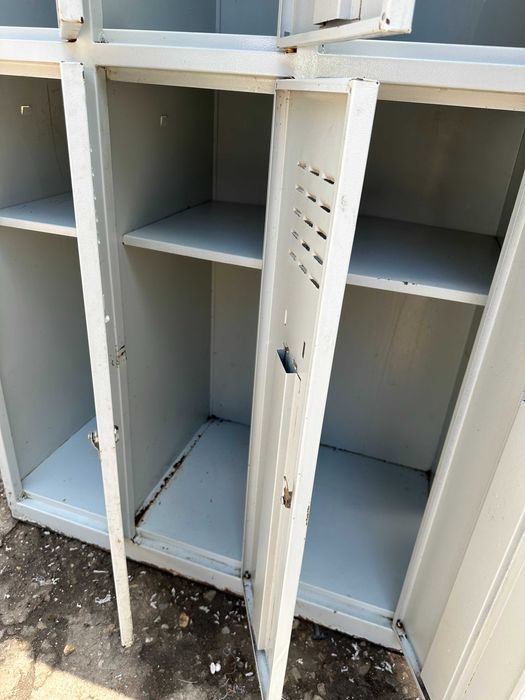 Vestiar metalic cu 6 usi 180x89 cm; Dulap metalic 3 coloane si 6 compartimente