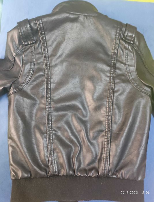 Куртка кожаная на мальчика