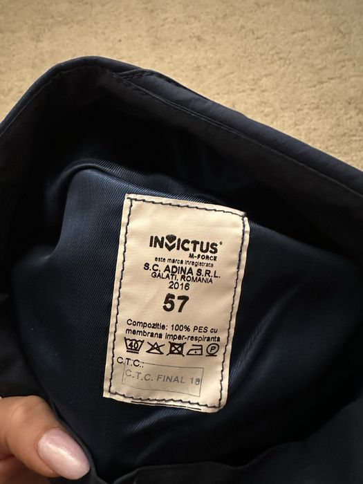 Boneta miltara albastra