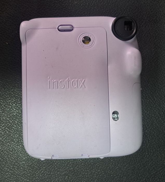 Полароид Instax mini 12