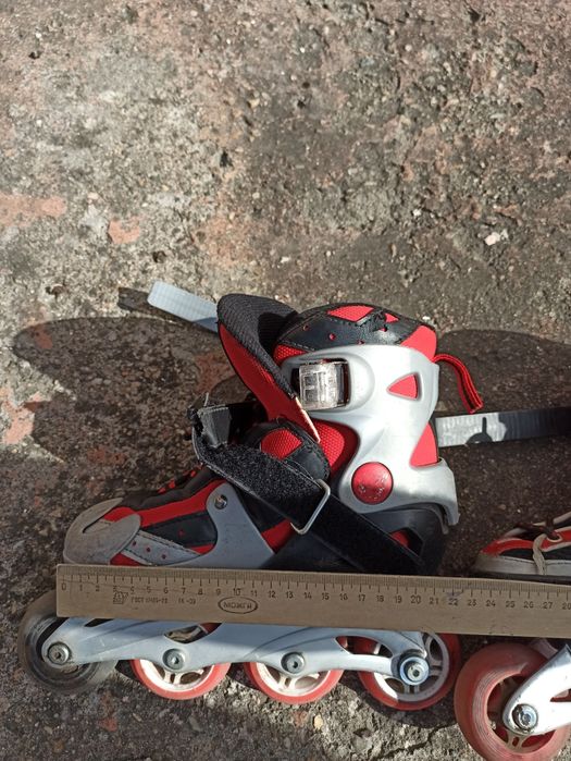 Коньки роликовые