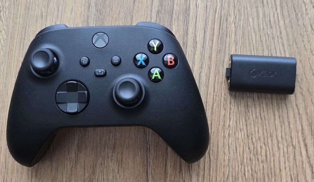 Xbox controller + battery