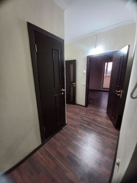 Срочно срочно 1 хонали квартира сотилади