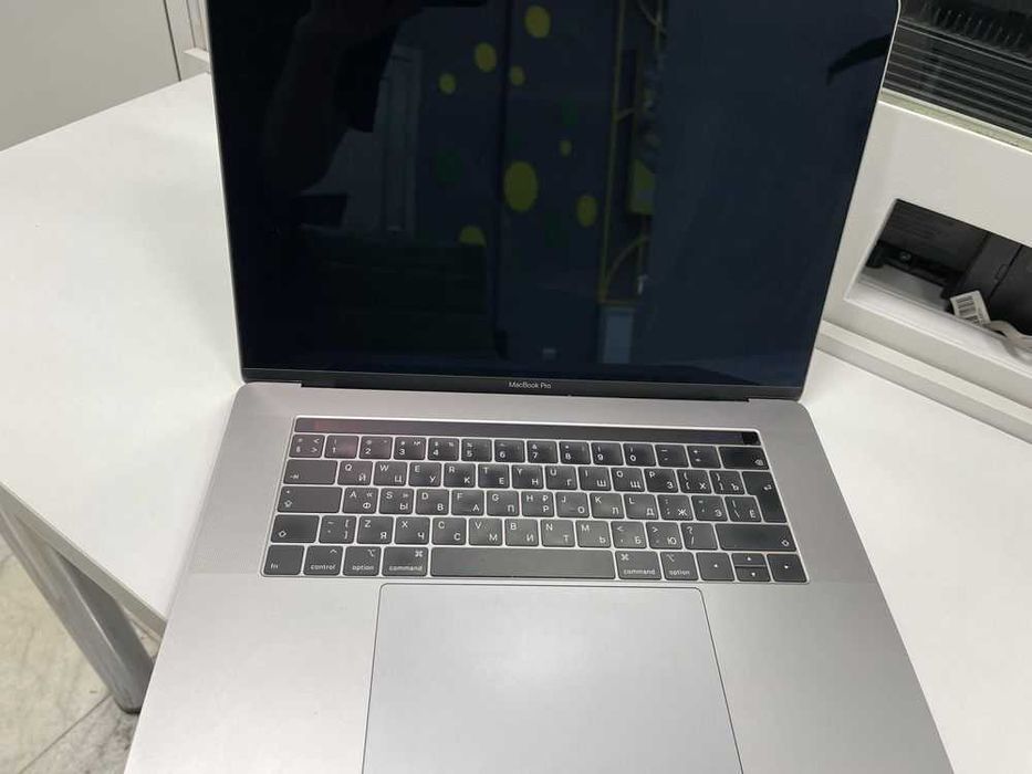 Продам или обмен mackbook air pro 2018