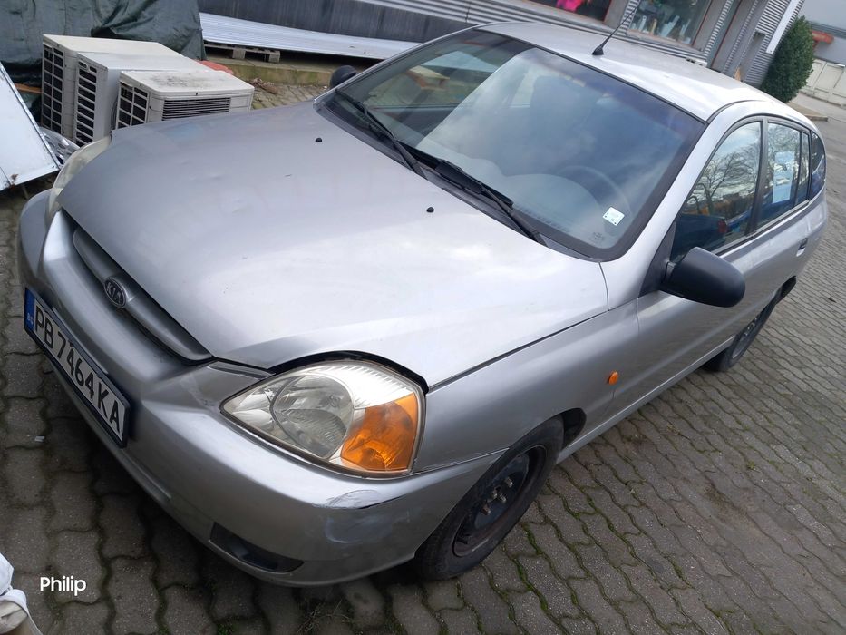 Автомобил Kia Rio