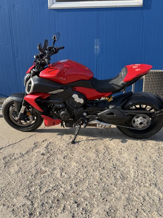 Ducati diavel  v4