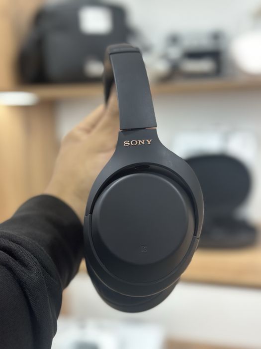Sony WH-1000XM4