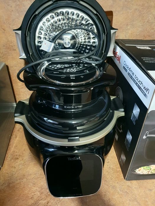 Мултикукър Tefal Cook 4me touch wifi CY912831 + запичащ капак Extra Cr