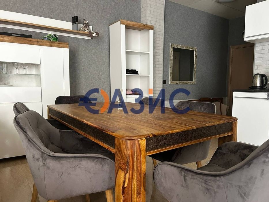 Продава се Тристаен апартамент в к.к. Слънчев бряг - 128 кв.м за 466 €/кв.м - Снимка #2