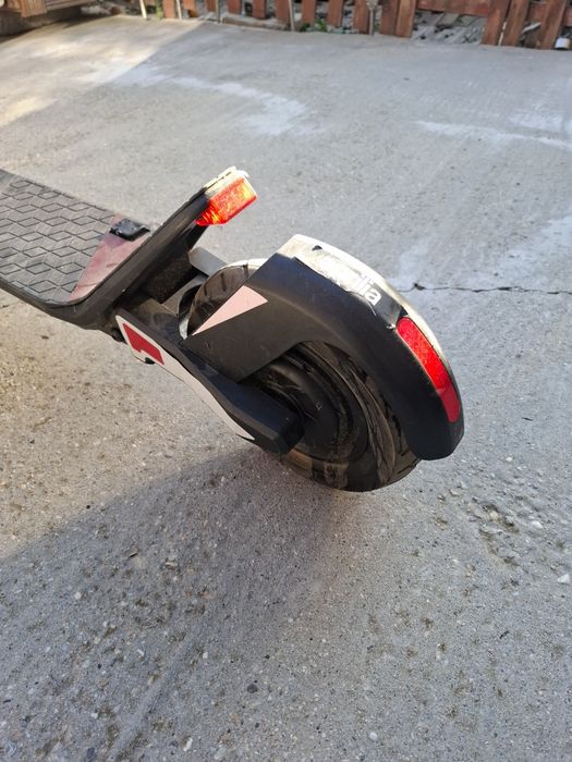 Vand Trotineta Electrica Aprilia eSR 2 DEFECTA