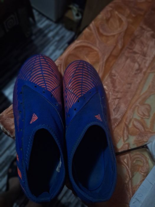 Ghete fotbal adidas cu crampoane