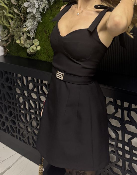 Елегантна Рокля Junona