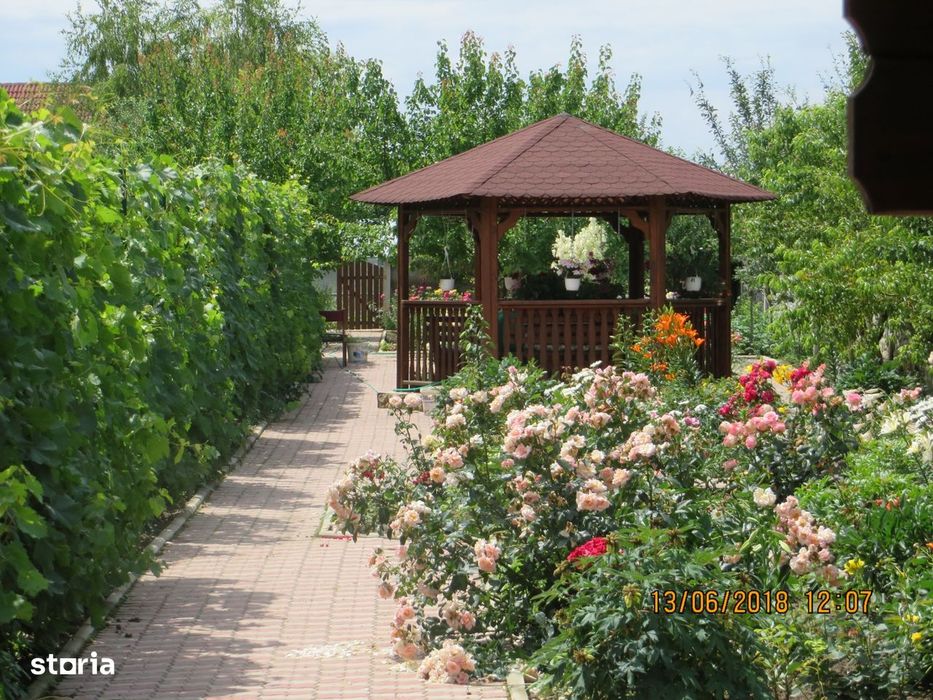 Vilă P+M,teren 1.790 mp,Simeria-zonă rezidențială
