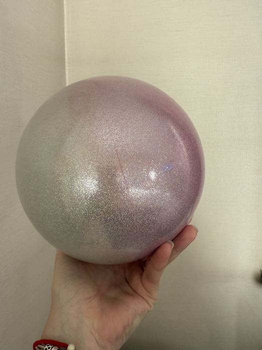 Мяч с переходом цвета Glitter PASTORELLI 18 см