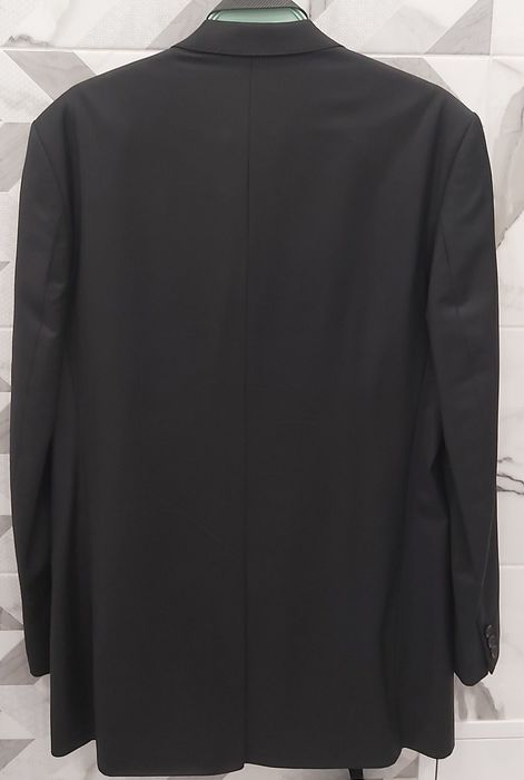 Продаётся мужской костюм