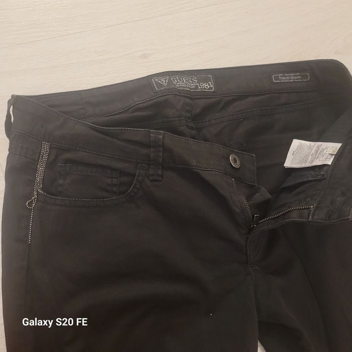 Blugi guess originali marime 30