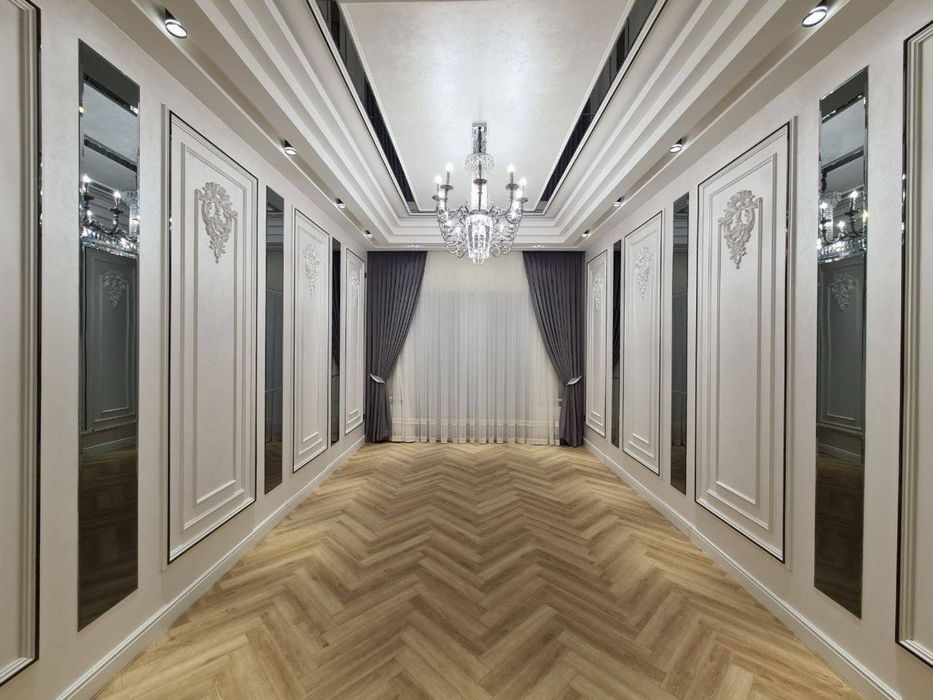 Дом Центр Луначарского 450 м2