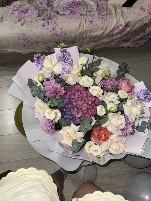 Свежая компазиция цветов