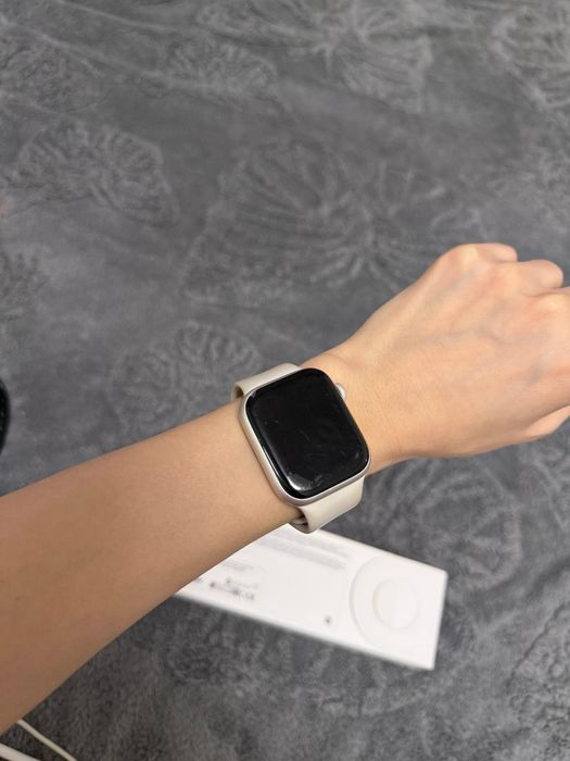 Apple Watch 8 series 45mm