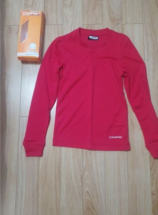 Bluză (thermal top) 7-8 ani Nouă