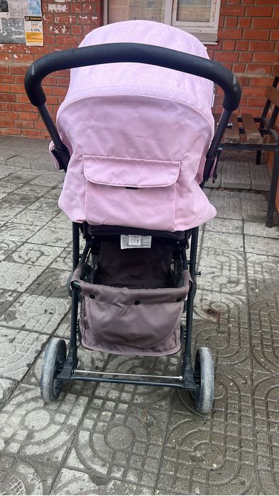 Прогулочная коляска для принессы