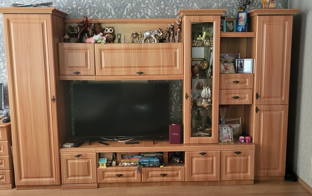 Стенка, стол компьютерный