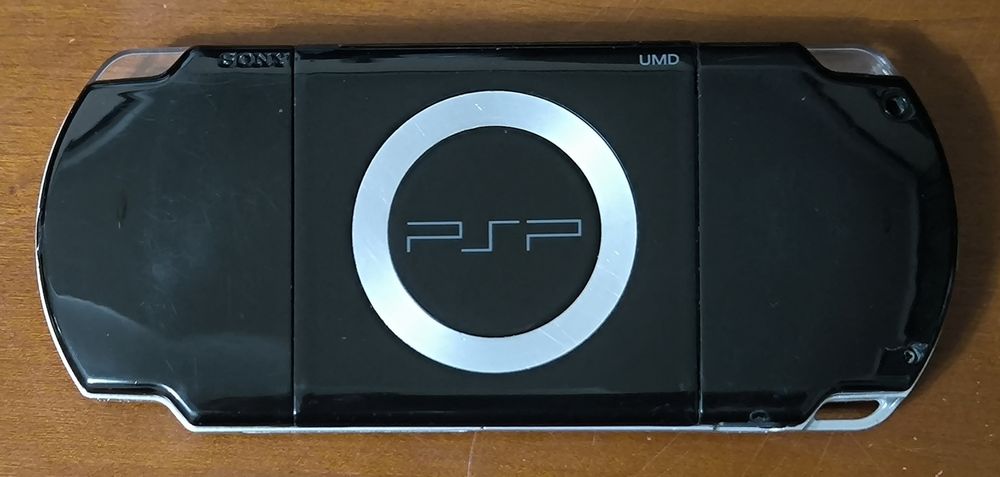 PSP-2000 продам или обменяю