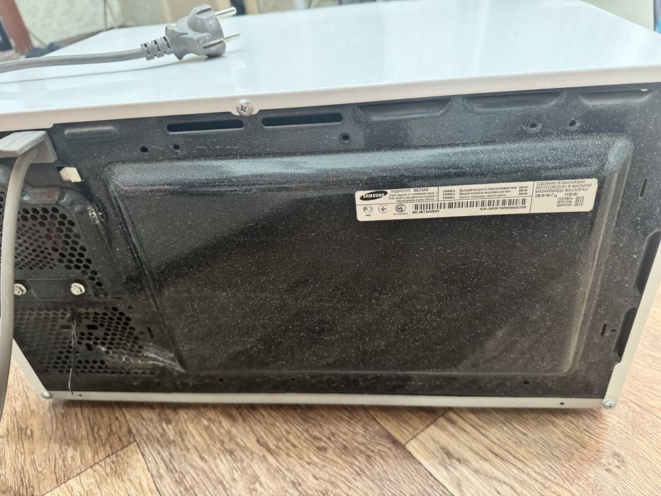 Продам микроволновую печь Samsung