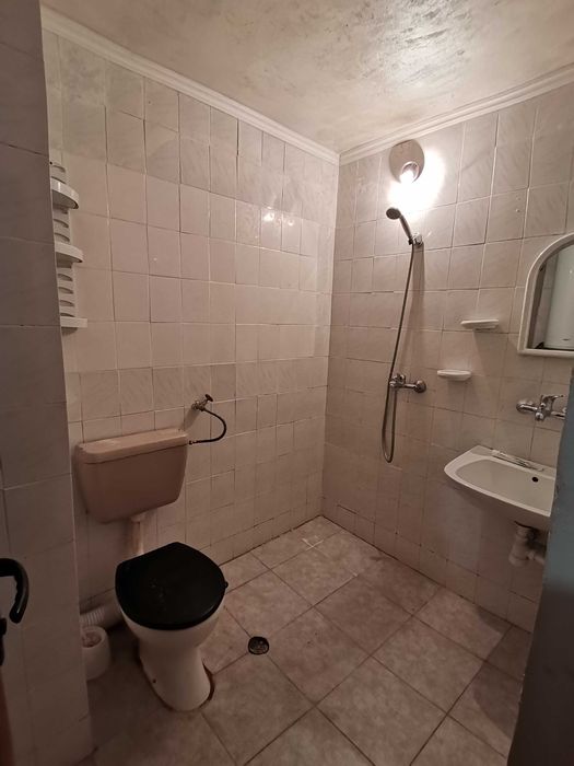 Дава се под наем Двустаен апартамент в Бургас, Възраждане - 75 кв.м за 178.5 € - Снимка #3