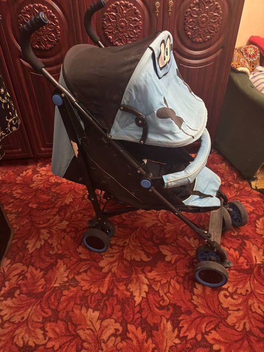Не дорого продается детская трость коляска
