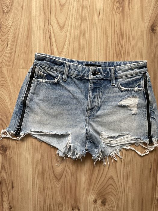 GUESS / дамски къси дънки W27