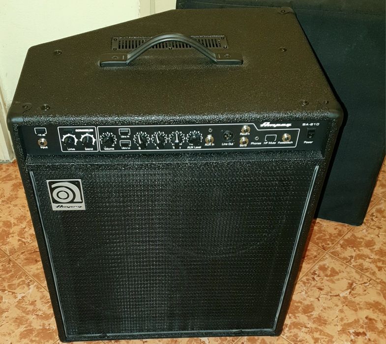 Ampeg Ba-210 v2 бас усилвател