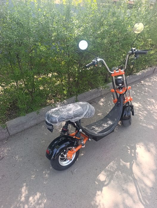 Электроскутер новый продам