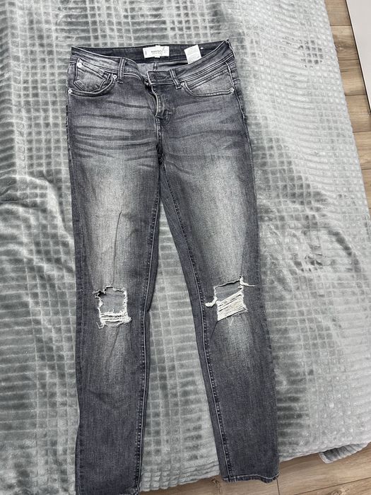 Одежда на размер 44-46, есть оверсайз модели