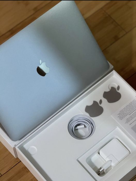 MacBook М1 256GB Silver