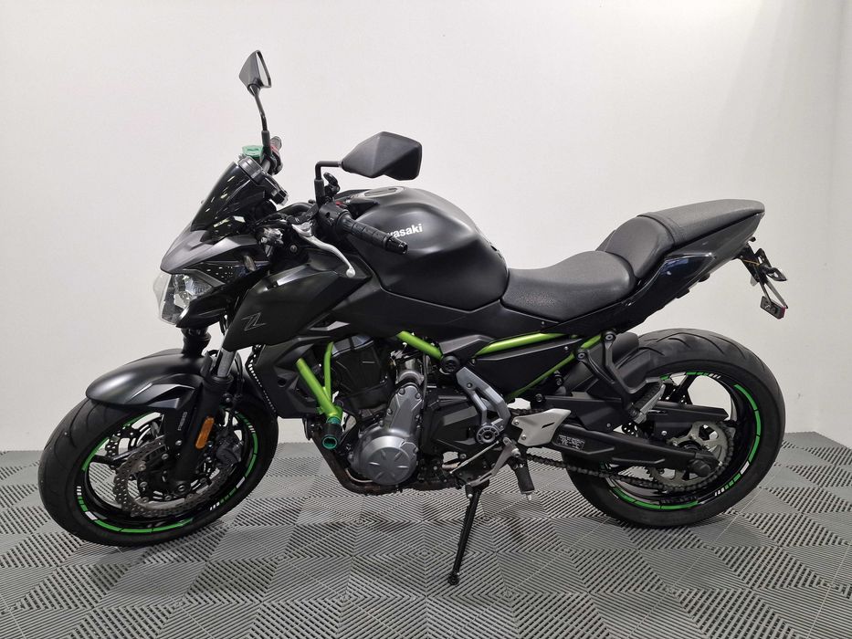 Kawasaki Z650 limitat A2 – Evacuare sport, RAR efectuat - Garanție