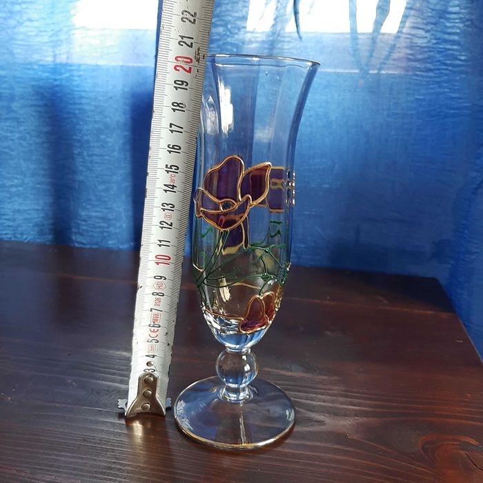 Вази и вазички кристал, порцелан, стъкло, метал, керамика