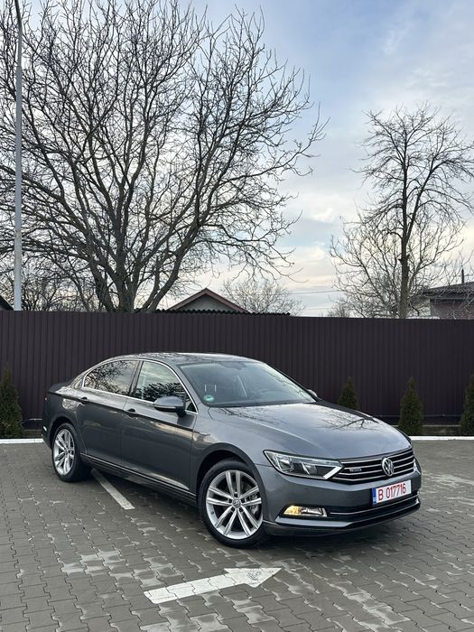 Volkswagen Passat B8 190cp 4motion DSG  Camera Led Keyless