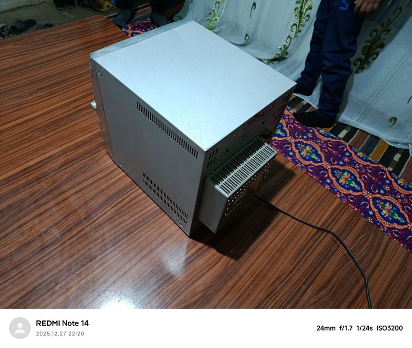 Samsung muzikalniy sentr