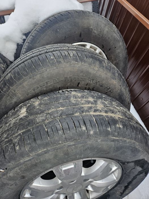 Roți, jante cu cauciucuri de iarna 265 70 r16 M+S