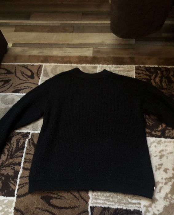 Bluza neagră -tricotată -146/152