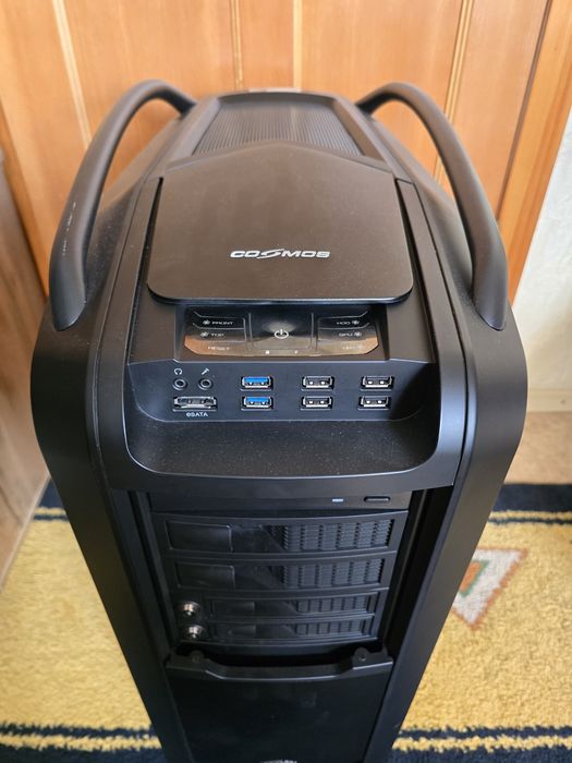 Корпус Cooler Master Cosmos 2
