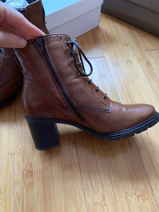 Ghete coniac cu toc Dasha