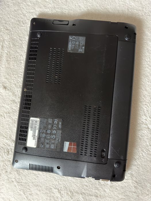 Laptop Acer Aspire One 725 - 11.6” - 4GB RAM - HDD 500GB