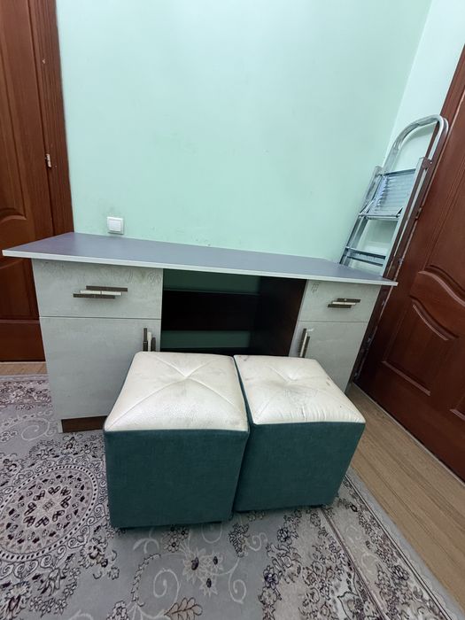 Парта детский  стол и стулья