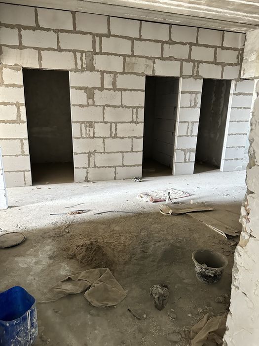 Karobka uy sotiladi, 3 xonali